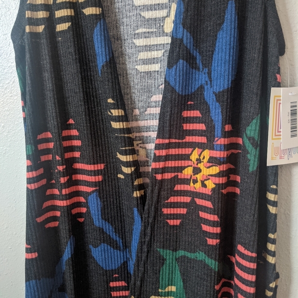 New Joy Vest XS (0-4) - Picture 3 of 7